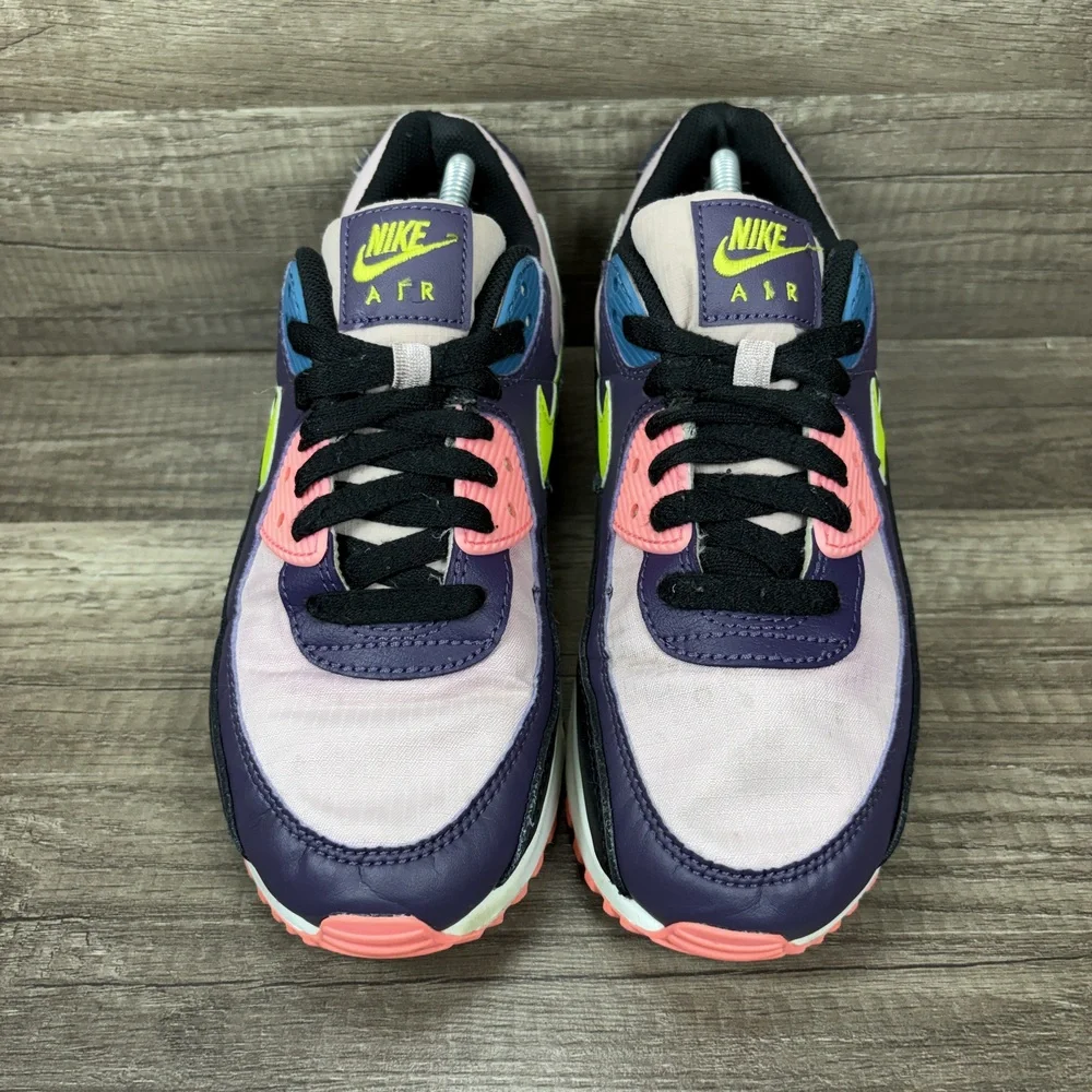 Nike Air Max 90 Pink Purple Womens US Size 8 EUR 39 CV8819-500 Sneakers